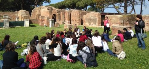 Lezione a Ostia Antica